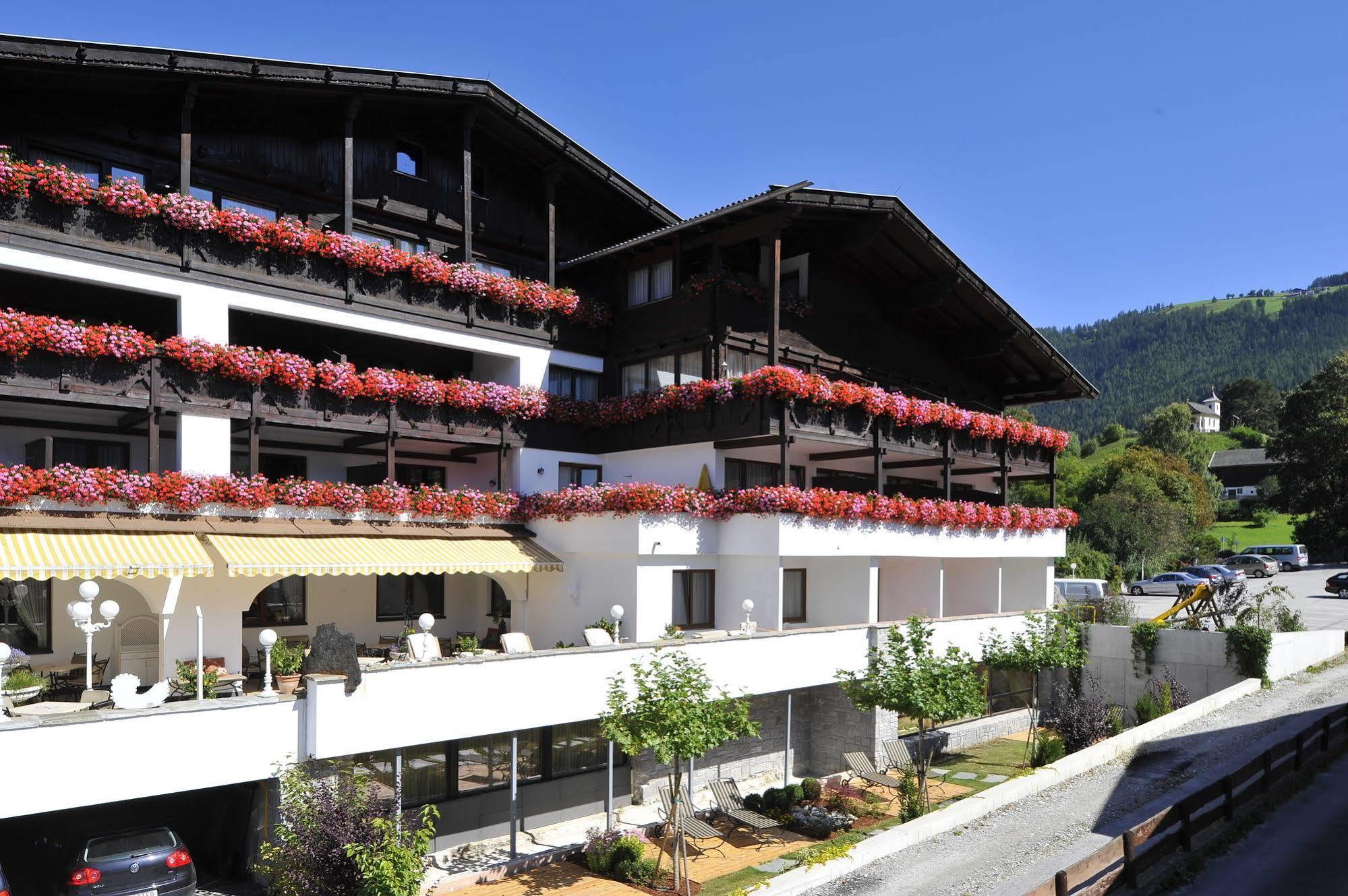 Hotel Serles Mieders Exterior photo